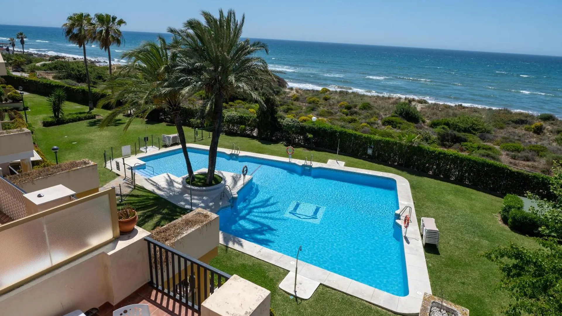 Apartment Oleholidays 831 Romana Playa Vistas Al Mar Marbella Spain