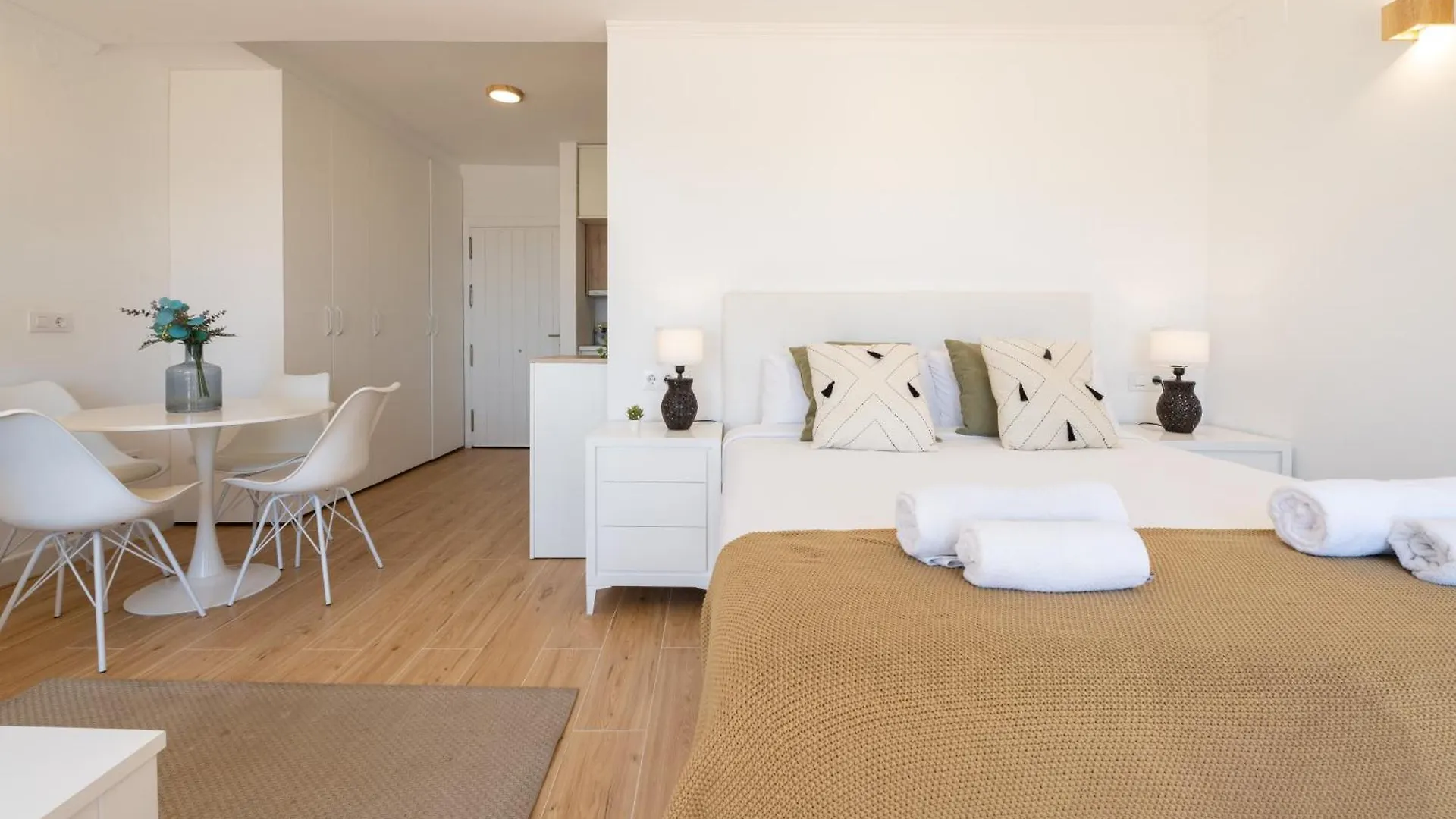 Apartment Oleholidays 831 Romana Playa Vistas Al Mar Marbella