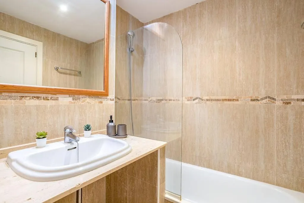 Oleholidays 831 Romana Playa Vistas Al Mar Marbella
