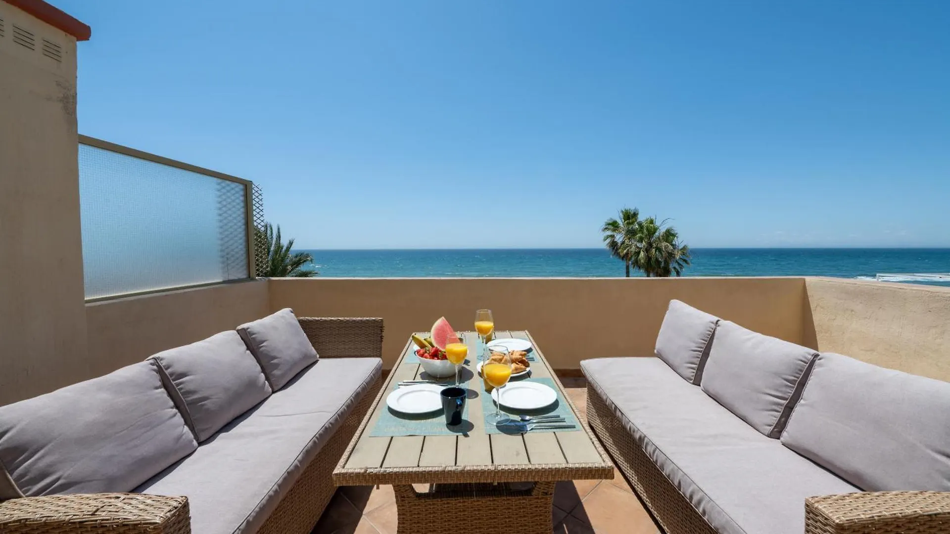 Oleholidays 831 Romana Playa Vistas Al Mar Marbella